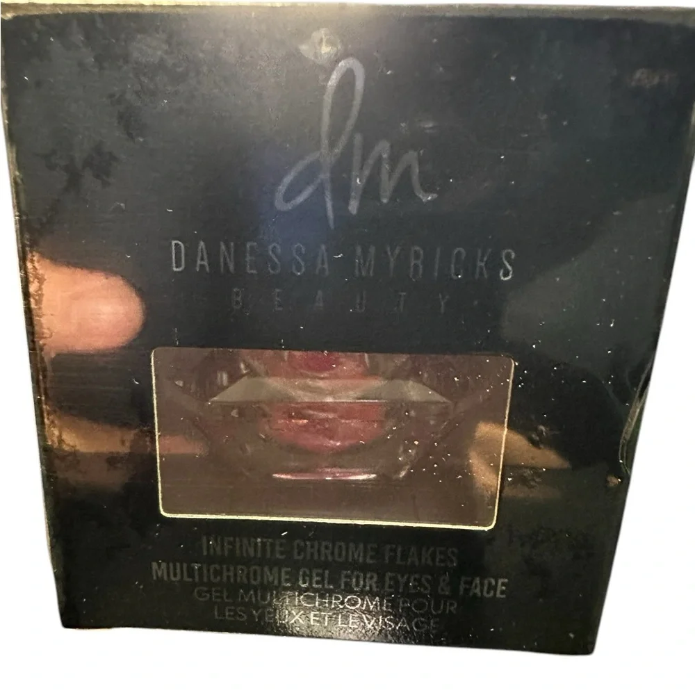 Danessa Myricks Beauty Chrome Flakes in Starburst SEALED NIB